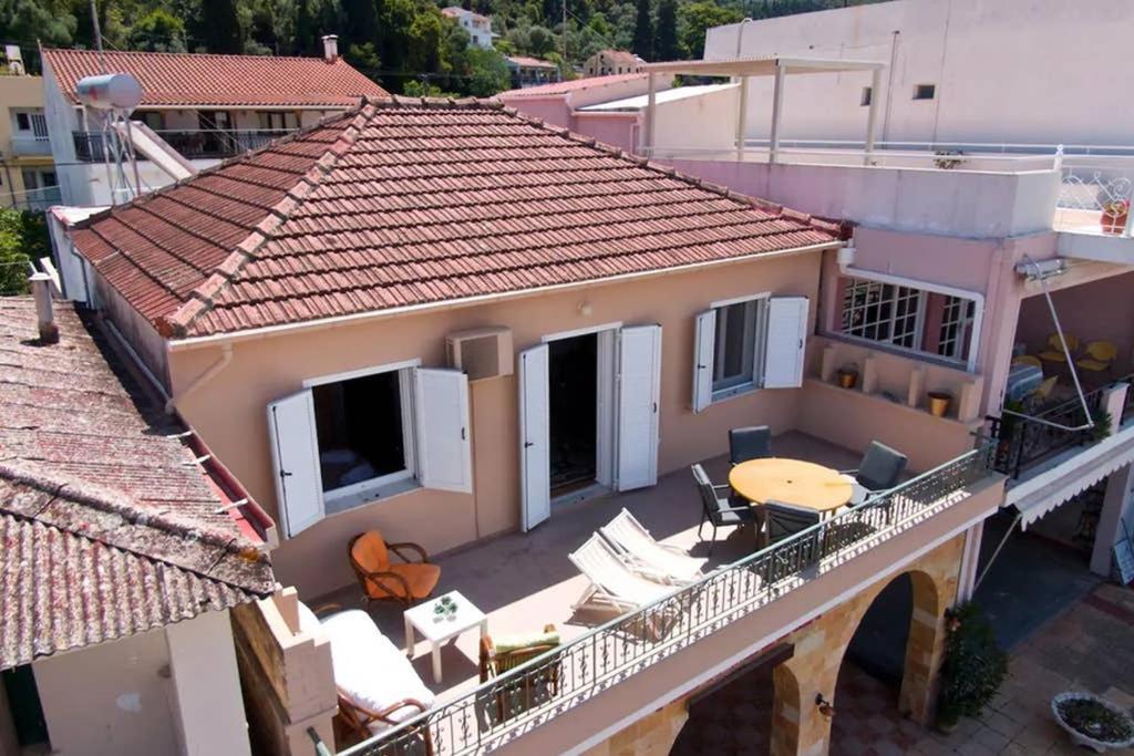 Casa Di Vito, 10M From Sami'S Main Square Apartment Ngoại thất bức ảnh