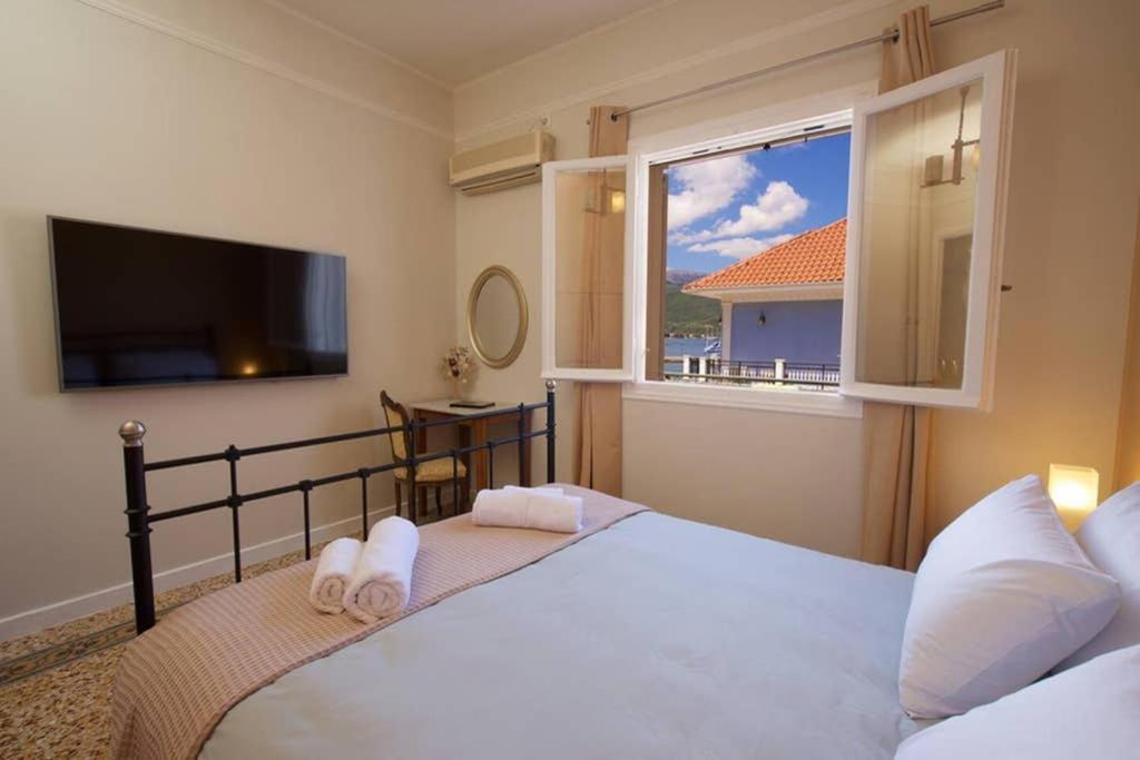 Casa Di Vito, 10M From Sami'S Main Square Apartment Ngoại thất bức ảnh