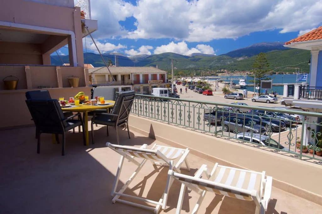 Casa Di Vito, 10M From Sami'S Main Square Apartment Ngoại thất bức ảnh